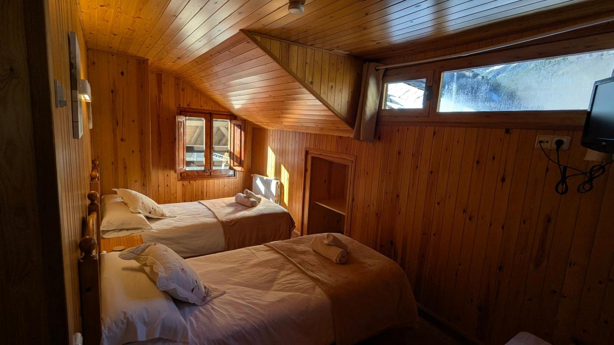 Camping Solau Espot Bagian luar foto